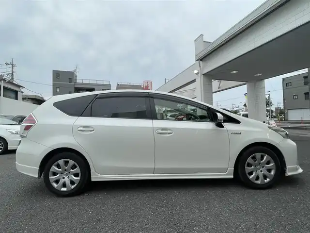 トヨタ プリウス α S Lセレクション 埼玉県 2015(平27)年 13万km ホワイトパールクリスタルシャイン (株)IDOMが運営する【じしゃロン鳩ヶ谷店】の自社ローン専用車両になりますこちらは現金またはオートローンご利用時の価格です。自社ローンご希望の方は別途その旨お申付け下さい/モデリスタエアロ/純正ＳＤナビ/　(CD/DVD/SD/Bluetooth接続)/フルセグＴＶ/バックカメラ/ビルドインＥＴＣ/オートライト/シートカバー/ＳＲＳエアバッグシステム/サイド＆カーテンエアバッグ/ＨＩＤヘッドライト