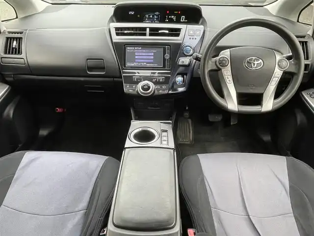 トヨタ プリウス α S Lセレクション 埼玉県 2015(平27)年 13万km ホワイトパールクリスタルシャイン (株)IDOMが運営する【じしゃロン鳩ヶ谷店】の自社ローン専用車両になりますこちらは現金またはオートローンご利用時の価格です。自社ローンご希望の方は別途その旨お申付け下さい/モデリスタエアロ/純正ＳＤナビ/　(CD/DVD/SD/Bluetooth接続)/フルセグＴＶ/バックカメラ/ビルドインＥＴＣ/プッシュスタート/オートライト/シートカバー/ＳＲＳエアバッグシステム/サイド＆カーテンエアバッグ/ＨＩＤヘッドライト