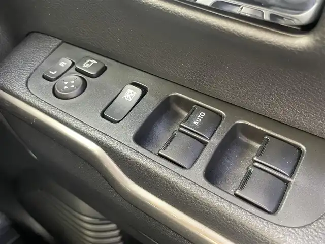 スズキ ハスラー Jスタイル Ⅱ ターボ 福岡県 2022(令4)年 0.7万km オフブルーメタリック/ガンメタリック2トーンルーフ ワンオーナー/純正8インチメモリナビ/・CD/DVD/BT/フルセグTv/・バックモニター/スズキセーフティサポート/・レーダークルーズコントロール/前後ドライブレコーダー/ETC/シートヒーター/・オートライト/・LEDヘットライト/・LEDフォグライト/革巻きステアリング/・パドルシフト/・ステアリングリモコン/シートバックテーブル/電動格納式ミラー/アイドリングストップ/プッシュスタート/スマートキー×２/シートカバー/純正１５インチアルミホイール