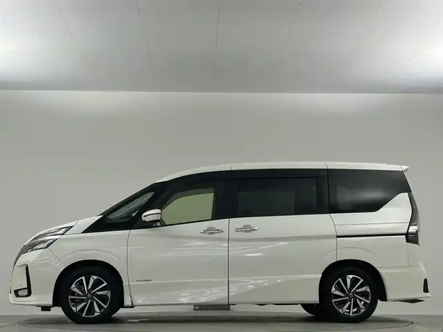 日産 セレナ ハイウェイスター 埼玉県 2020(令2)年 8万km ブリリアントホワイトパール ９型ナビ　フリップダウンモニター　ＥＴＣ　クリアランスソナー　ブラインドスポットモニター　両側電動スライドドア　アイドリングストップ　オートブレーキホールド　パーキングアシスト　ＬＥＤヘッドライト
