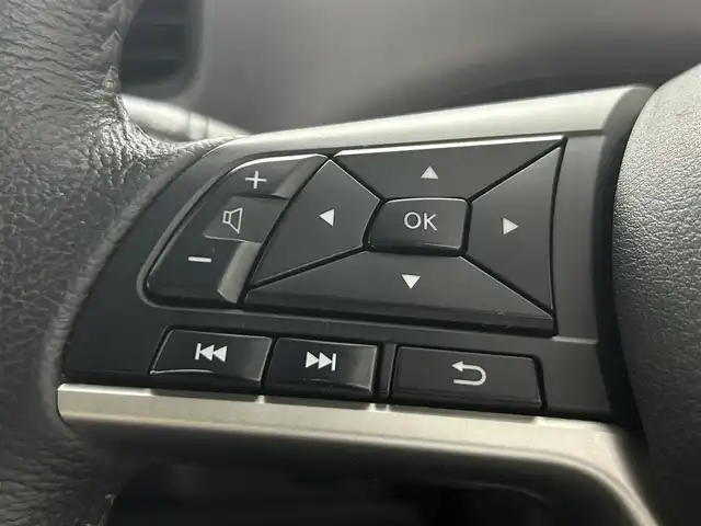日産 セレナ ハイウェイスター 埼玉県 2020(令2)年 8万km ブリリアントホワイトパール ９型ナビ　フリップダウンモニター　ＥＴＣ　クリアランスソナー　ブラインドスポットモニター　両側電動スライドドア　アイドリングストップ　オートブレーキホールド　パーキングアシスト　ＬＥＤヘッドライト