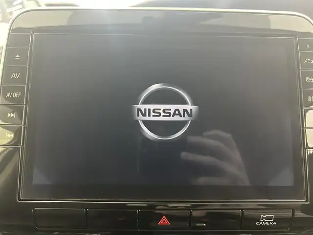 日産 セレナ ハイウェイスター 埼玉県 2020(令2)年 8万km ブリリアントホワイトパール ９型ナビ　フリップダウンモニター　ＥＴＣ　クリアランスソナー　ブラインドスポットモニター　両側電動スライドドア　アイドリングストップ　オートブレーキホールド　パーキングアシスト　ＬＥＤヘッドライト