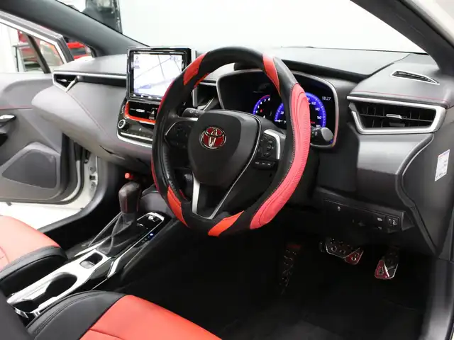 トヨタ カローラ スポーツ G Z 三重県 2019(平31)年 3.4万km ホワイトパールクリスタルシャイン ワンオーナー/TRDエアロ/weds18インチアルミホイール/セーフティセンス/アイドリングストップ/純正9インチメモリナビ ・地デジTV/・DVD/CD/・Bluetooth/バックカメラ/全車速追従機能付レーダークルーズコントロール/レーントレーシングアラート/赤/黒レザー調シートカバー/ビルトインETC/丸型1灯式LEDヘッドランプ/・オートライト/オートマチックハイビーム/LEDフォグランプ/プッシュエンジンスタート/スマートキー×2/新車時保証書/取扱説明書