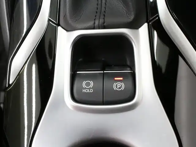 トヨタ カローラ スポーツ G Z 三重県 2019(平31)年 3.4万km ホワイトパールクリスタルシャイン ワンオーナー/TRDエアロ/weds18インチアルミホイール/セーフティセンス/アイドリングストップ/純正9インチメモリナビ ・地デジTV/・DVD/CD/・Bluetooth/バックカメラ/全車速追従機能付レーダークルーズコントロール/レーントレーシングアラート/赤/黒レザー調シートカバー/ビルトインETC/丸型1灯式LEDヘッドランプ/・オートライト/オートマチックハイビーム/LEDフォグランプ/プッシュエンジンスタート/スマートキー×2/新車時保証書/取扱説明書