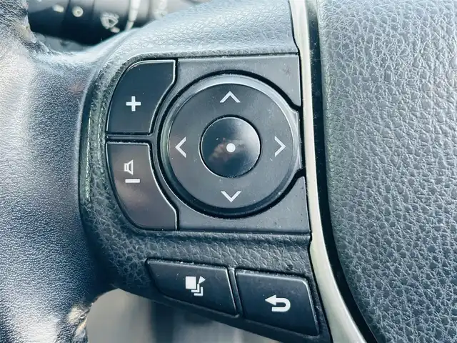 トヨタ ヴォクシー ZS 煌 岡山県 2015(平27)年 14.2万km ブラッキッシュアゲハガラスフレーク (株)IDOMが運営する【じしゃロン岡山店】の自社ローン対象車両になります。こちらは現金ご利用時の価格です。自社ローンご希望の方は別途その旨お申付け下さい。/・純正ナビゲーション/・バックカメラ/・両側電動スライドドア/・ドラレコ/・ＥＴＣ/・コーナーセンサー