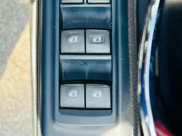 トヨタ ヴォクシー ZS 煌 岡山県 2015(平27)年 14.2万km ブラッキッシュアゲハガラスフレーク (株)IDOMが運営する【じしゃロン岡山店】の自社ローン対象車両になります。こちらは現金ご利用時の価格です。自社ローンご希望の方は別途その旨お申付け下さい。/・純正ナビゲーション/・バックカメラ/・両側電動スライドドア/・ドラレコ/・ＥＴＣ/・コーナーセンサー