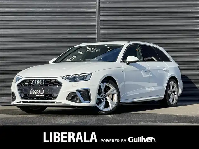アウディ Ａ４ アバント 40TDIクワトロ Sライン 山梨県 2022(令4)年 3万km パール SラインPパッケージ/マトリクスLED/全周囲C/純正MMI　/カープレイ/バーチャルC/マイルドHV/ACC/LKA/BSA/パイロットA/黒半革/シートH/電動リアG/Aハイビーム/Pシート/フルセグ