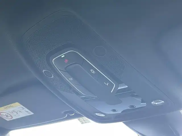 アウディ Ａ４ アバント 40TDIクワトロ Sライン 山梨県 2022(令4)年 3万km パール SラインPパッケージ/マトリクスLED/全周囲C/純正MMI　/カープレイ/バーチャルC/マイルドHV/ACC/LKA/BSA/パイロットA/黒半革/シートH/電動リアG/Aハイビーム/Pシート/フルセグ