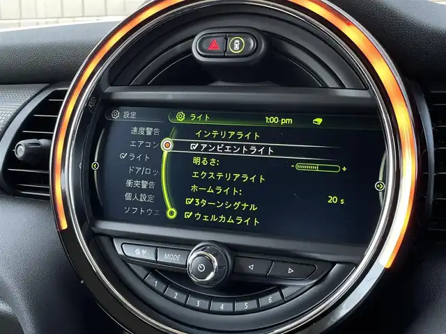 ＭＩＮＩ ミニ クーパー D 三重県 2017(平29)年 5.7万km ペッパー・ホワイト インテリジェントセーフティ/HUD/ACC/ドライブレコーダー前後/純正ナビ/Bカメラ/BT/USB/ブラックルーフ/純正15インチAW/コンフォートアクセス/マルチファンクションステアリング