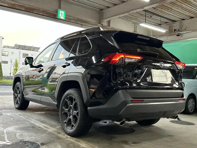 トヨタ ＲＡＶ４ アドベンチャー オフロードPKG 埼玉県 2021(令3)年 3.3万km アティチュードブラックマイカ 純正ナビ（FM/AM/BT/フルセグ/USB/Applecarplay//AndroidAuto)/前後ドラレコ（DRC-35ST)/レザーシート/D席パワーシート/トヨタセーフティセンス/レーダークルコン/ETC/電動パーキングブレーキ/オートホールド/純正18インチAW/純正フロアマット/純正LEDライト/ルーフレール/オートライト/ISOFIX/ブラインドスポットモニター/車高調