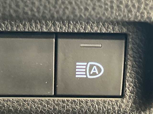 トヨタ ＲＡＶ４ アドベンチャー オフロードPKG 埼玉県 2021(令3)年 3.3万km アティチュードブラックマイカ トヨタセーフティーセンス　/純正ディスプレイオーディオ（ナビ・ＴＶ付）　/バックカメラ　/レーダークルーズコントロール　/LEDオートライト　/革シート　/パワーシート　/純正18インチアルミホイール/ブラインドスポットモニター /電子パーキング/ステアリングスイッチ/純正ETC