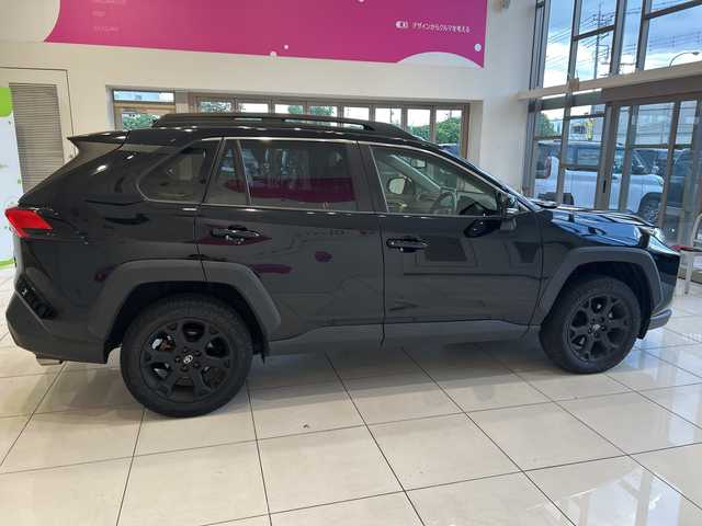 トヨタ ＲＡＶ４ アドベンチャー オフロードPKG 埼玉県 2021(令3)年 3.3万km アティチュードブラックマイカ トヨタセーフティーセンス　/純正ディスプレイオーディオ（ナビ・ＴＶ付）　/バックカメラ　/レーダークルーズコントロール　/LEDオートライト　/革シート　/パワーシート　/純正18インチアルミホイール/ブラインドスポットモニター /電子パーキング/ステアリングスイッチ/純正ETC