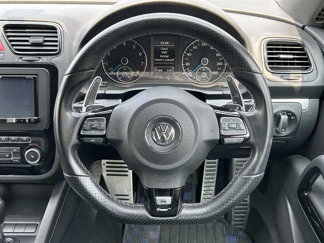 フォルクスワーゲン シロッコ R 静岡県 2011(平23)年 8.2万km 青 社外ナビ/　（フルセグTV、Bluetooth、DVD、CD、USB）/MTモード付きAT/運転席パワーシート/レザーシート/バックカメラ/横滑り防止装置/ETC/ドライブレコーダー/純正フロアマット/純正18インチアルミホイール/保証書/取扱説明書