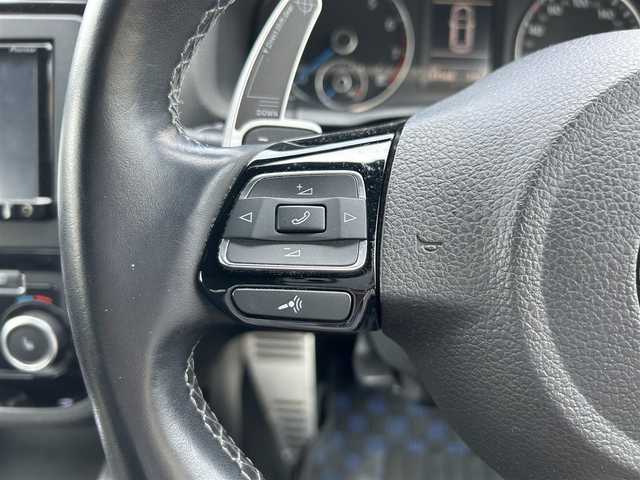 フォルクスワーゲン シロッコ R 静岡県 2011(平23)年 8.2万km 青 社外ナビ/　（フルセグTV、Bluetooth、DVD、CD、USB）/MTモード付きAT/運転席パワーシート/レザーシート/バックカメラ/横滑り防止装置/ETC/ドライブレコーダー/純正フロアマット/純正18インチアルミホイール/保証書/取扱説明書