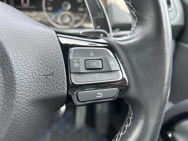 フォルクスワーゲン シロッコ R 静岡県 2011(平23)年 8.2万km 青 社外ナビ/　（フルセグTV、Bluetooth、DVD、CD、USB）/MTモード付きAT/運転席パワーシート/レザーシート/バックカメラ/横滑り防止装置/ETC/ドライブレコーダー/純正フロアマット/純正18インチアルミホイール/保証書/取扱説明書