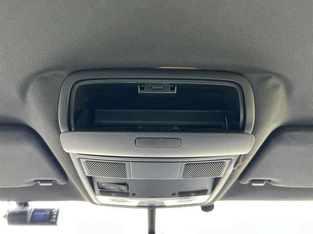 フォルクスワーゲン シロッコ R 静岡県 2011(平23)年 8.2万km 青 社外ナビ/　（フルセグTV、Bluetooth、DVD、CD、USB）/MTモード付きAT/運転席パワーシート/レザーシート/バックカメラ/横滑り防止装置/ETC/ドライブレコーダー/純正フロアマット/純正18インチアルミホイール/保証書/取扱説明書