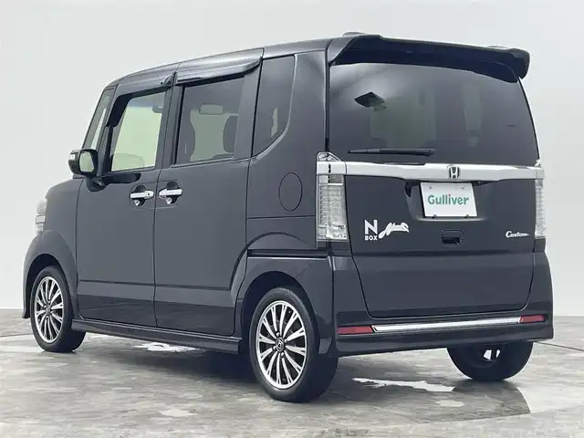 ホンダ Ｎ ＢＯＸ カスタム G ターボ Lパッケージ 群馬県 2016(平28)年 6.6万km スマートブラック 純正７インチナビ　バックカメラ　両側パワースライドドア　クルーズコントロール　ＨＩＤオートライト　ハーフレザーシート　純正１５インチＡＷ　ステアリングリモコン　ＥＴＣ　スマートキー　ドラレコ　禁煙車