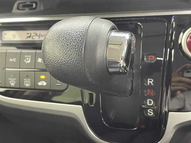 ホンダ Ｎ ＢＯＸ カスタム G ターボ Lパッケージ 千葉県 2016(平28)年 6.6万km スマートブラック 純正７インチナビ/バックカメラ/両側パワースライドドア/クルーズコントロール/ＨＩＤオートライト/ハーフレザーシート/純正１５インチＡＷ/ステアリングリモコン/ＥＴＣ/スマートキー/ドライブレコーダー/禁煙車