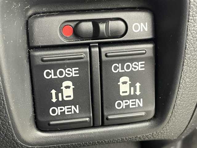 ホンダ Ｎ ＢＯＸ カスタム G ターボ Lパッケージ 千葉県 2016(平28)年 6.6万km スマートブラック 純正７インチナビ/バックカメラ/両側パワースライドドア/クルーズコントロール/ＨＩＤオートライト/ハーフレザーシート/純正１５インチＡＷ/ステアリングリモコン/ＥＴＣ/スマートキー/ドライブレコーダー/禁煙車