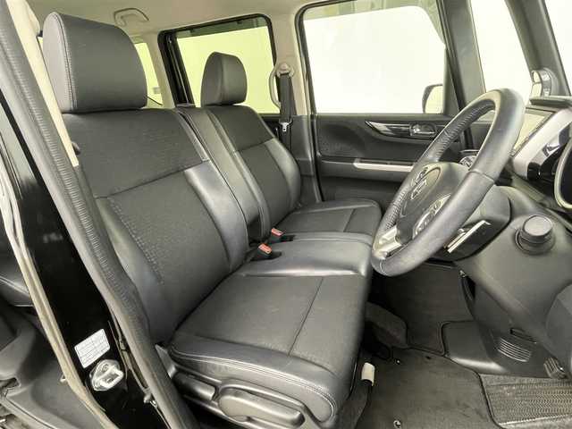 ホンダ Ｎ ＢＯＸ カスタム G ターボ Lパッケージ 千葉県 2016(平28)年 6.6万km スマートブラック 純正７インチナビ/バックカメラ/両側パワースライドドア/クルーズコントロール/ＨＩＤオートライト/ハーフレザーシート/純正１５インチＡＷ/ステアリングリモコン/ＥＴＣ/スマートキー/ドライブレコーダー/禁煙車