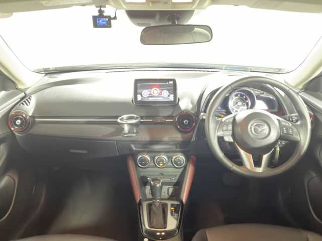 マツダ ＣＸ－３ XD ツーリング 沖縄県 2015(平27)年 13.1万km セラミックM 純正ナビ/（ＢＴ，フルセグ，ＣＤ／ＤＶＤ，ラジオ）　/バックカメラ　/クルーズコントロール　/ハーフレザーシート/ＢＳＭ(ブラインドスポットモニター)　/ＨＵＤ(ヘッドアップディスプレイ)　/ドライブレコーダー　/ビルトインＥＴＣ　/パドルシフト　/ＵＳＢポート　/スマートブレーキサポート　/純正フロアマット/革巻きステアリング/LEDヘッドライト/純正18インチアルミホイール/スペアキー