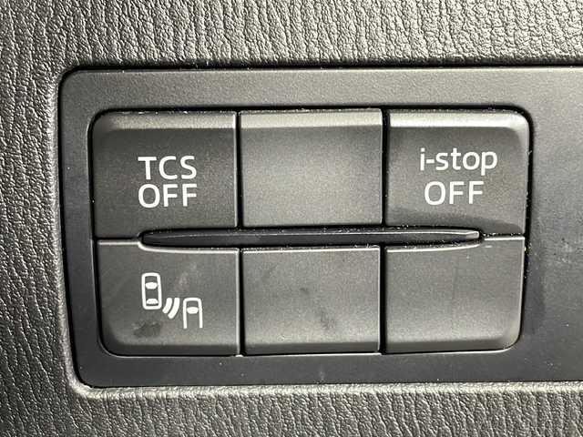 マツダ ＣＸ－３ XD ツーリング 沖縄県 2015(平27)年 13.1万km セラミックM 純正ナビ/（ＢＴ，フルセグ，ＣＤ／ＤＶＤ，ラジオ）　/バックカメラ　/クルーズコントロール　/ハーフレザーシート/ＢＳＭ(ブラインドスポットモニター)　/ＨＵＤ(ヘッドアップディスプレイ)　/ドライブレコーダー　/ビルトインＥＴＣ　/パドルシフト　/ＵＳＢポート　/スマートブレーキサポート　/純正フロアマット/革巻きステアリング/LEDヘッドライト/純正18インチアルミホイール/スペアキー