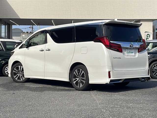トヨタ アルファード S Cパッケージ 大阪府 2020(令2)年 3万km ホワイトパールクリスタルシャイン モデリスタフロント/リアスポイラー/アルパインナビ/アルパインフリップダウンモニター/セーフティセンス/バックモニター/ビルトインETC/クリアランスソナー/LEDヘッドライト/フォグランプ/ハンドルヒーター/革巻きコンビハンドル/前席パワーシート/シートメモリー/純正マット/ドアバイザー/カーテンエアバック/保証書/取扱説明書/スペアキー1本