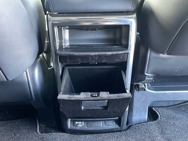 トヨタ アルファード S Cパッケージ 大阪府 2020(令2)年 3万km ホワイトパールクリスタルシャイン モデリスタフロント/リアスポイラー/アルパインナビ/アルパインフリップダウンモニター/セーフティセンス/バックモニター/ビルトインETC/クリアランスソナー/LEDヘッドライト/フォグランプ/ハンドルヒーター/革巻きコンビハンドル/前席パワーシート/シートメモリー/純正マット/ドアバイザー/カーテンエアバック/保証書/取扱説明書/スペアキー1本