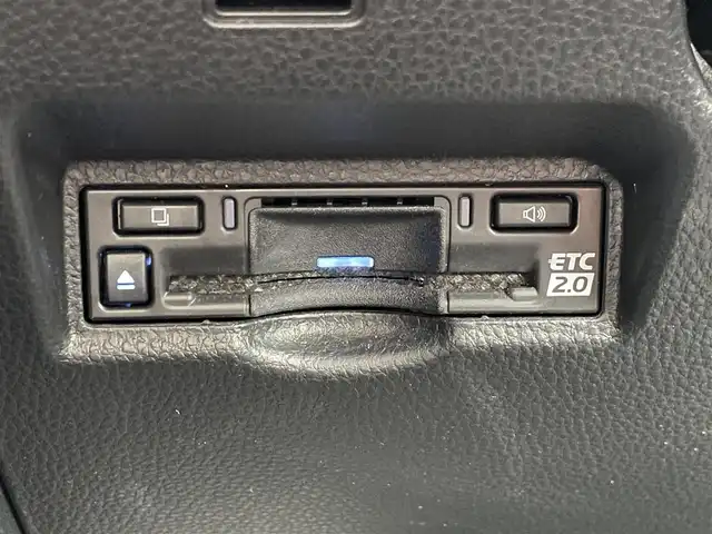 トヨタ ノア ハイブリッド S－Z 大阪府 2024(令6)年 1.1万km ホワイトパールクリスタルシャイン トヨタセーフティセンス/純正10.5ディスプレイオーディオ/・フルセグTV/USB/BT/DVD/HDMI/快適利便パッケージ/バックカメラ/両側パワースライドドア/前後ドライブレコーダー/ビルトインETC2.0/オットマン/パワーバックドア/AC100V電源/ハーフレザーシート/シートヒーター/前後コーナーセンサー/純正フロアマット/純正17インチAW/LEDヘッド・フォグ/スペアキー/取説