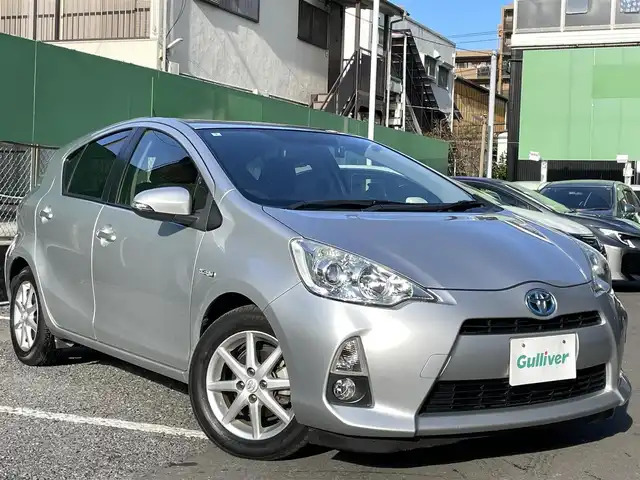 トヨタ アクア G 千葉県 2012(平24)年 4.1万km シルバーM ワンオーナー/純正ナビ/　・ワンセグTV/CD/AUX/D/N席シートヒーター/ETC/オートライト/フォグライト/取説/保証書/スマートキー/　・スペアキー/H25.26.27.28.29.30.R1.2.3.4.7ディーラー記録簿