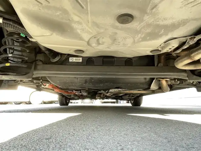 トヨタ アクア G 千葉県 2012(平24)年 4.1万km シルバーM ワンオーナー/純正ナビ/　・ワンセグTV/CD/AUX/D/N席シートヒーター/ETC/オートライト/フォグライト/取説/保証書/スマートキー/　・スペアキー/H25.26.27.28.29.30.R1.2.3.4.7ディーラー記録簿