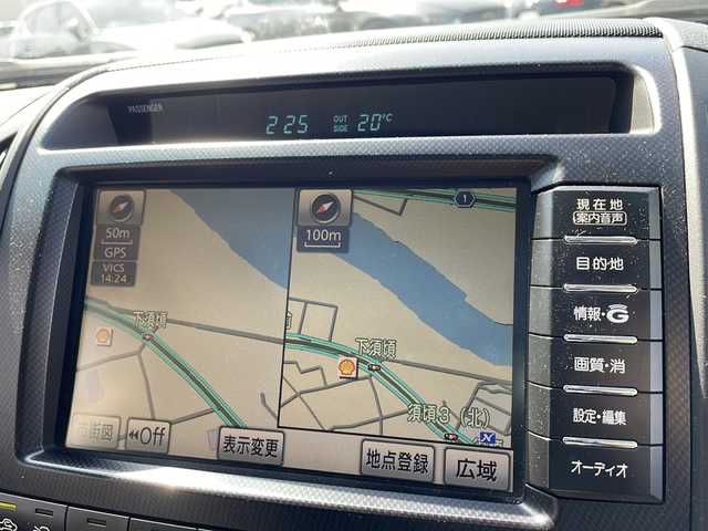 トヨタ ランドクルーザー ZX 60thブラックレザーセレ 新潟県 2011(平23)年 8.9万km ホワイトパールクリスタルシャイン ４WD/サンルーフ/革シート/前席・セカンドシートシートヒーター/前席パワーシート/パワーバックドア/純正HDDナビ/(DVD/フルセグTV/Bluetooth/USB/MSV)/バック＆サイド＆フロントカメラ/純正20インチアルミホイール/クルーズコントロール/プッシュスタート/スマートキー×２/ETC/前方ドライブレコーダー/100V電源/保証書/取扱説明書