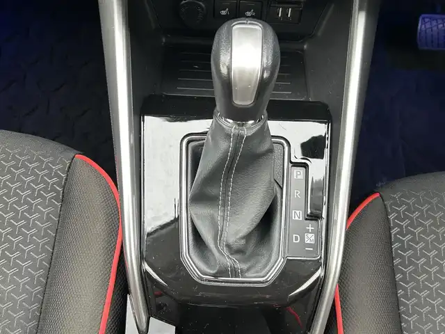 トヨタ ライズ Z 長崎県 2020(令2)年 6.9万km ブラックマイカメタリック/シャイニングホワイトパール ワンオーナー/純正ディスプレイオーディオ/ (BT フルセグTV AppleCarPlay USB)/全方位カメラ/バックカメラ/モデリスタエアロ/モデリスタ18インチAW/トヨタセーフティセンス/レーダークルーズコントロール/ミラー型前後ドライブレコーダー/前席ートヒーター/オートライト/LEDヘッドライト/保証書/スペアキー