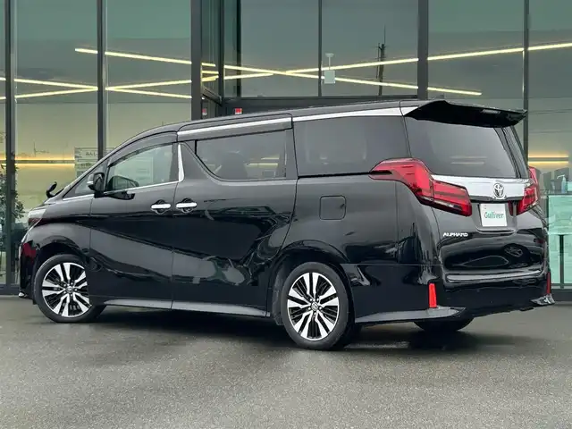 トヨタ アルファード S Cパッケージ 東京都 2020(令2)年 2.7万km ブラック サンルーフ/フリップダウンモニター/純正ナビ/フルセグ/バックカメラ/ビルトインETC/ドライブレコーダー/両側パワースライドドア/パワーテールゲート/シートヒーター/ベンチレーションシート/ステアリングヒーター/トヨタセーフティセンス/プリクラッシュセーフティ/レーントレーシングアシスト/レーダークルーズコントロール/アダプティブハイビームシステム