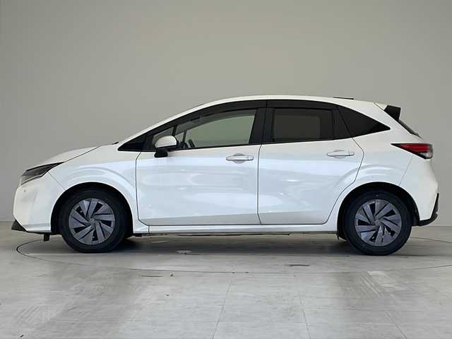 日産 ノート S 愛知県 2022(令4)年 4.7万km ピュアホワイトパール 衝突軽減システム/純正SDナビ/全方位カメラ/フルセグ/CD/Bluetooth/バックカメラ/コーナーセンサー/LEDヘッドライト/ブラインドスポットモニター/オートマチックハイビーム/インテリジェントミラー/ドライブレコーダー/ETC/ステアリングスイッチ/スマートキー/プッシュスタート