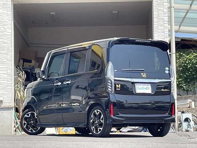 ホンダ Ｎ ＢＯＸ カスタム G L ターボ ホンダセンシング 大分県 2019(平31)年 4万km クリスタルブラックパール 純正SDナビ/ブルートゥース/フルセグTV/両側パワースライドドア /純正15インチアルミホイール/純正ビルトインETC/LEDヘッドライト/オートライト/レーンキープアシスト/衝突被害軽減ブレーキ/純正フロアマット/ドアバイザー/スマートキー/プッシュスタート/ターボ