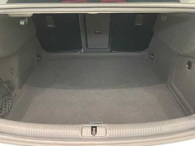 アウディ Ａ３ セダン 1．4 TFSI 宮城県 2015(平27)年 10.5万km 白 純正ナビ/・Bluetooth、CD/DVD/フルセグTV、AM/FMラジオ/バックカメラ/クルーズコントロール/コーナーセンサー/パドルシフト/オートライト/ステアリングスイッチ/LEDヘッドライト/純正アルミホイール