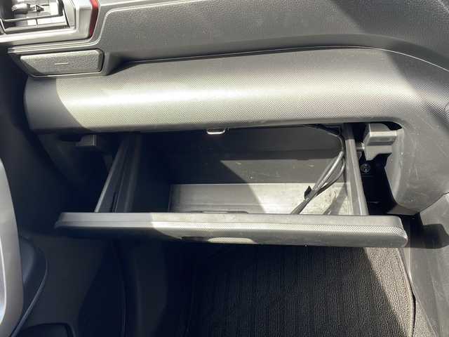 トヨタ ライズ Z 山口県 2024(令6)年 2.4万km シャイニングホワイトパール ハイブリッド車/ワンオーナー車/社外ディスプレイオーディオ/Bluetooth/バックカメラ/ステアリングスイッチ/スマートキー＆プッシュスタート/LEDヘッドライト/LEDフォグライト/オートマチックハイビーム/オートライト/衝突軽減ブレーキ/横滑り防止装置/レーダークルーズコントロール/レーンキープアシスト/リアフォグライト/コーナーセンサー/前席シートヒーター/社外前後ドライブレコーダー/純正17インチAW/保証書・取説