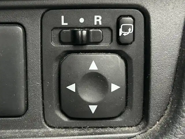 三菱 ｅＫカスタム G 岡山県 2013(平25)年 6.8万km パープリッシュネイビーパール 登録時走行距離67689km/純正ナビ/フルセグTV(AM/FM/CD/Bluetooth)/バックカメラ/前後ドライブレコーダー/ETC/アイドリングストップ/電動格納ミラー/純正フロアマット/14インチ純正AW/プッシュスタート/スマートキー(スペア×1)