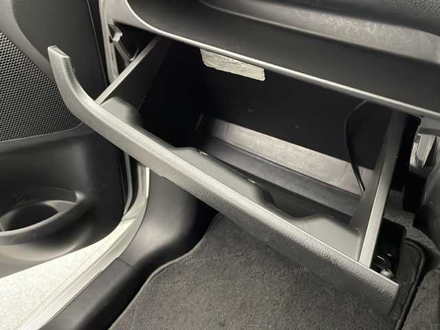 日産 デイズ ハイウェイスター Vセレ +Safty 宮崎県 2014(平26)年 4万km ホワイトパール 純正ナビ　/フルセグＴＶ/ＣＤ／ＤＶＤ　/ＦＭ／ＡＭ/アラウンドビューモニター/バックカメラ/ＥＴＣ　/プッシュスタート　/スペアキー　/アイドリングストップ/電動格納ミラー/純正フロアーマット