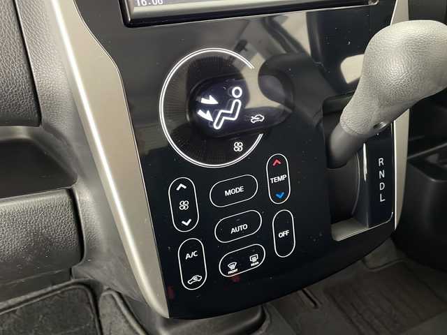 日産 デイズ ハイウェイスター Vセレ +Safty 宮崎県 2014(平26)年 4万km ホワイトパール 純正ナビ　/フルセグＴＶ/ＣＤ／ＤＶＤ　/ＦＭ／ＡＭ/アラウンドビューモニター/バックカメラ/ＥＴＣ　/プッシュスタート　/スペアキー　/アイドリングストップ/電動格納ミラー/純正フロアーマット