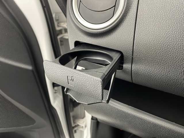 日産 デイズ ハイウェイスター Vセレ +Safty 宮崎県 2014(平26)年 4万km ホワイトパール 純正ナビ　/フルセグＴＶ/ＣＤ／ＤＶＤ　/ＦＭ／ＡＭ/アラウンドビューモニター/バックカメラ/ＥＴＣ　/プッシュスタート　/スペアキー　/アイドリングストップ/電動格納ミラー/純正フロアーマット