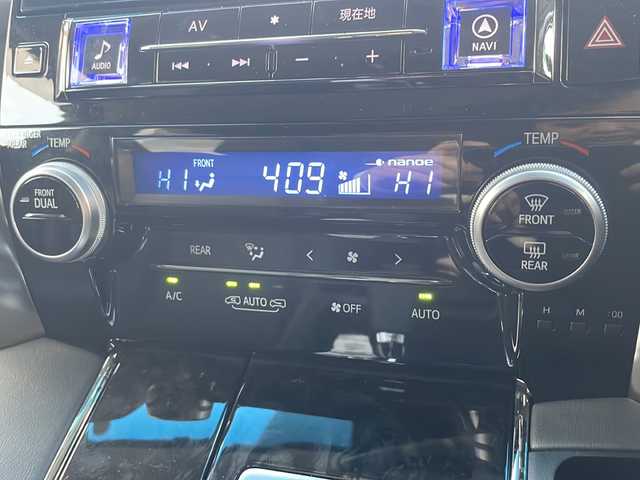 トヨタ ヴェルファイア Z Gエディション 兵庫県 2019(平31)年 3.8万km ブラック ワンオーナー/保証書・取説・有/社外メモリーナビ・フルセグ・BT・CD・DVD・FM・AM/バックカメラ/ETC/追尾機能付きクルーズコントロール/車線逸脱防止支援システム/衝突被害軽減ブレーキ/パーキングアシストブレーキ/クリアランスソナー/ロードサインアシスト/先行車発進通知/後席モニター/シートヒーター/シートクーラー/プッシュスタート/スマートキー×2/社外フロアマット/純正ドアバイザー