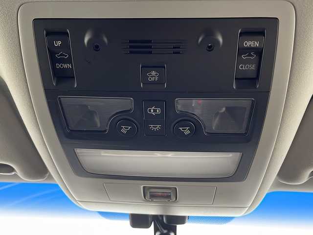 レクサス ＧＳ 300h バージョンL 岐阜県 2014(平26)年 12.6万km ホワイトパールクリスタルシャイン 純正ナビ/AM/FM/TV/SD/BT/CD/DVD/バックカメラ/サンルーフ/レザーシート/シートベンチレーションD席・N席/【エアーシート/シートヒーター】/R席シートヒーター/R席エアコン/パワーシートD/N席/シートメモリー/クルーズコントロール/LEDヘッドライト/フォグライト/ビルドインETC/リアサンシェード/純正19インチアルミホイール/ドアバイザー/フロアマット