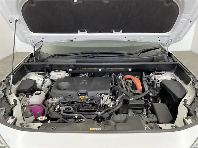 トヨタ ＲＡＶ４ ハイブリットG 大分県 2021(令3)年 4.1万km ホワイトパールクリスタルシャイン 4WD/純正ナビ/(BT/フルセグTV)/全方位カメラ/バックカメラ/黒革シート/パワーシート /メモリーシート/シートヒーター/電動リアゲート/スマートキー/プッシュスタート/ETC/電格ミラー/ウィンカーミラー/オートライト/フォグランプ/LEDヘッドライト/デジタルインナーミラー/レーダークルーズコントロール/ステアリングヒーター/ステアリングスイッチ/革巻きステアリング/オートブレーキホールド/純正18インチアルミホイール/フロアマット/ドアバイザー