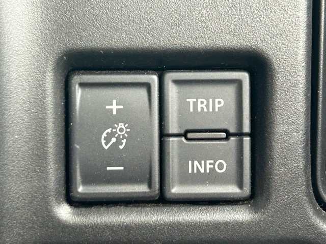スズキ ハスラー HYBRID G 千葉県 2021(令3)年 6.9万km デニムブルー ガンメタリック 2トーン 社外メモリナビ/Bluetooth/DVD/CD/バックカメラ/クルーズコントロール/ETC/オートライト/プッシュスタート/ステアリングスイッチ/レーンキープアシスト/デュアルカメラブレーキサポート/後方誤発進抑制機能/標識認識機能/車線逸脱警報/オートハイビーム/リヤパーキングセンサー/盗難防止装置/社外フロアマット/保証書・取扱説明書