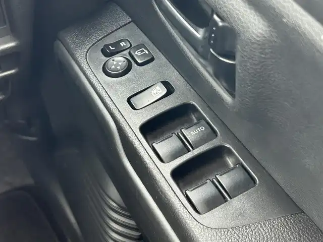 スズキ ハスラー HYBRID G 静岡県 2021(令3)年 6.9万km デニムブルー ガンメタリック 2トーン 社外メモリナビ/Bluetooth/DVD/CD/バックカメラ/ETC/オートライト/プッシュスタート/ステアリングスイッチ/レーンキープアシスト/デュアルカメラブレーキサポート/誤発進抑制機能/標識認識機能/車線逸脱警報/オートハイビーム/パーキングセンサー/盗難防止装置/社外フロアマット/保証書・取扱説明書