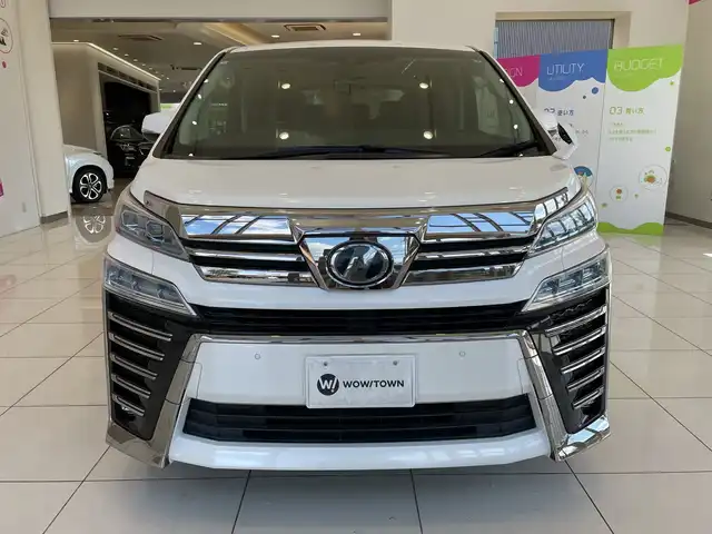 トヨタ ヴェルファイア Z Gエディション 埼玉県 2018(平30)年 6万km ホワイトパールクリスタルシャイン トヨタセーフティーセンス /純正フリップダウンモニター /純正9インチメモリナビ /　　CD/DVD/BT/フルセグ/バックカメラ /両側パワースライドドア /パワーバックドア /レーダークルーズコントロール /LED /革シート/シートヒーター/クーラー/メモリーシート/ステアリングヒーター/スイッチ/電子パーキング /純正ETC2.0