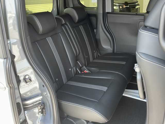 ホンダ Ｎ ＢＯＸ カスタム コーディネートスタイル 愛知県 2024(令6)年 0.1万km未満 グレー 登録済未使用車/衝突被害軽減ブレーキ/レーダークルーズコントロール/シートヒーター/コーナーセンサー/純正アルミホイール/バックカメラ/両側パワースライドドア/LEDヘッドライト/オートマチックハイビーム/ステアリングスイッチ/スマートキー/プッシュスタート