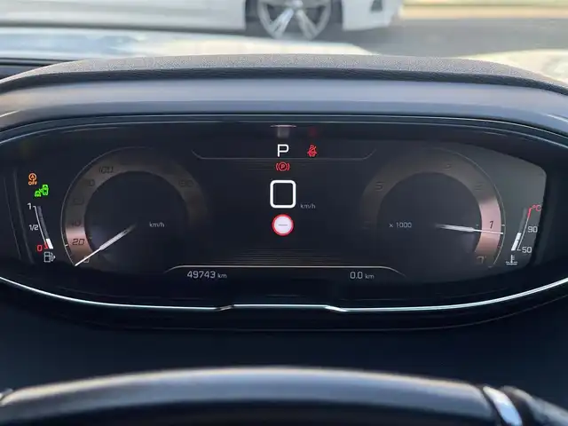 プジョー ３００８ GT ブルー HDi 山梨県 2019(令1)年 5万km 白 ・プッシュスタート/・アイドリングストップ/・ETC/・MTモード付AT/・バックカメラ/・パーキングセンサー/・ブラインドスポットモニター/・レーンキープアシスト/・冬タイヤ積込/・疲労検知システム/・アクティブセーフティーブレーキ/・電動格納ミラー/・前後コーナーセンサー/・電動リアゲート/・前方ドライブレコーダー/・横滑り防止装置